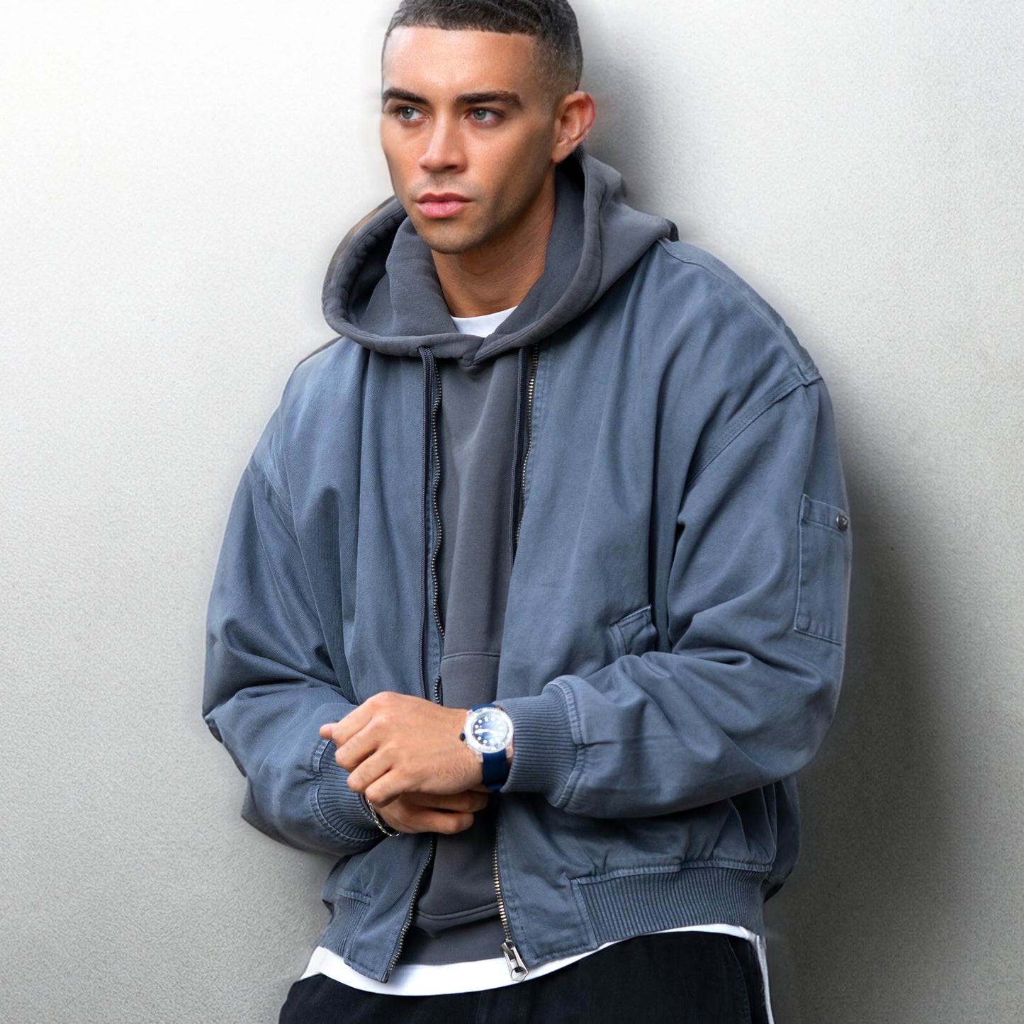 THE PULSE / Navy Blue